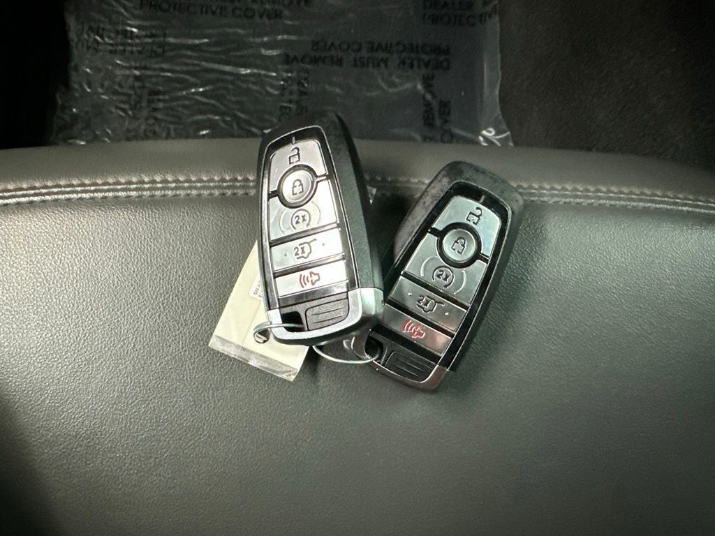 Used 2025 Ford Explorer Active w/ Active Comfort Package AWD/4WD image 39