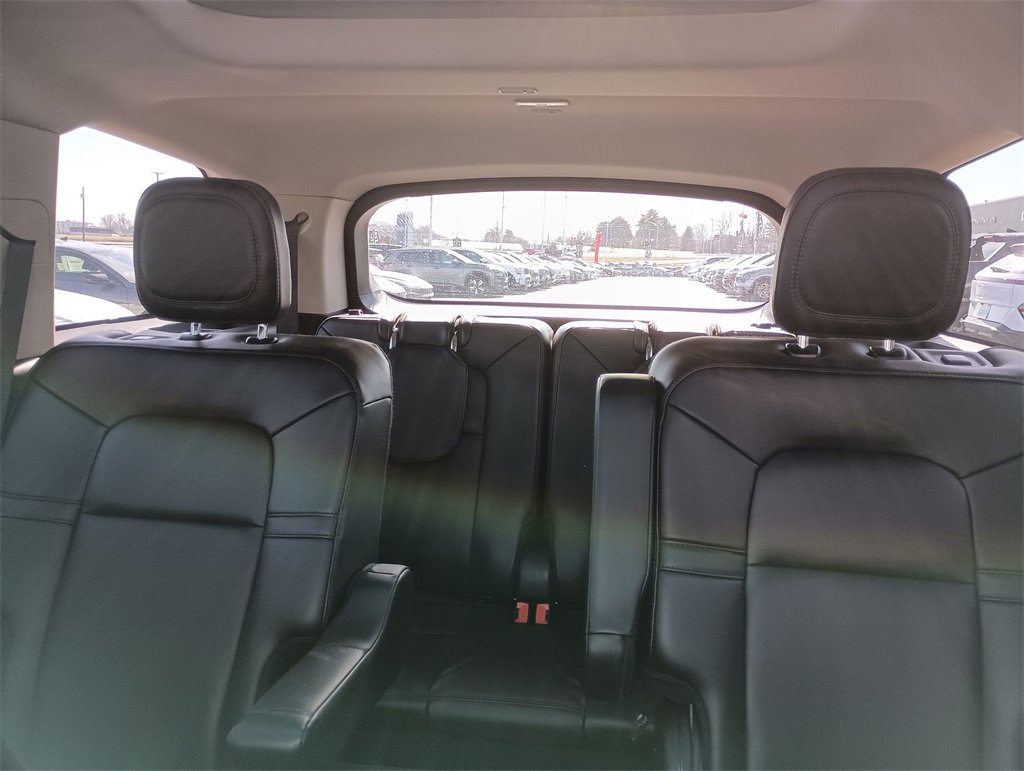 Used 2024 Lincoln Aviator Premiere w/ Premium Package image 13