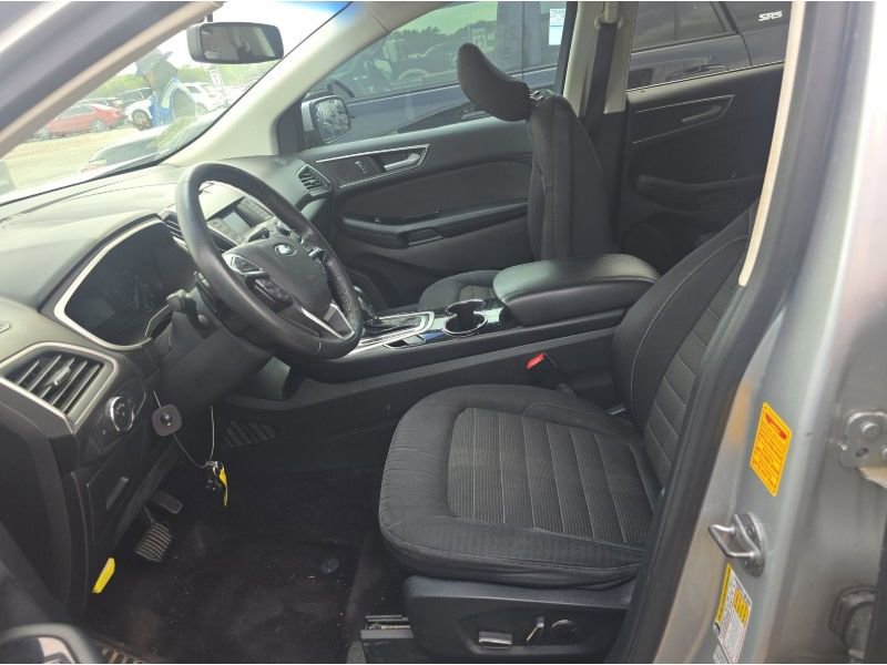 Used 2016 Ford Edge SEL image 11