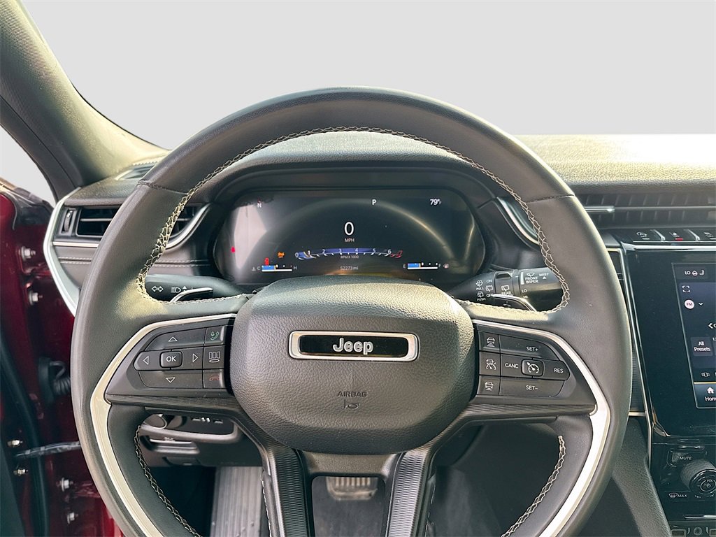 Used 2023 Jeep Grand Cherokee Altitude image 13