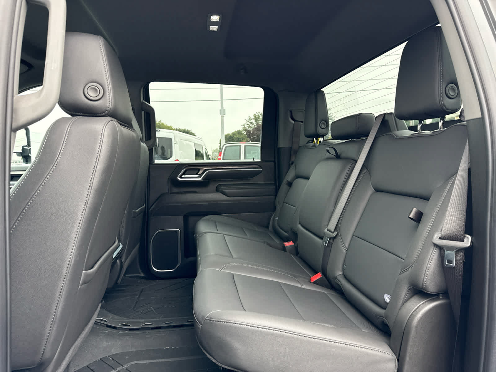 Certified 2025 Chevrolet Silverado 2500 LTZ w/ LTZ Convenience Package AWD/4WD image 21