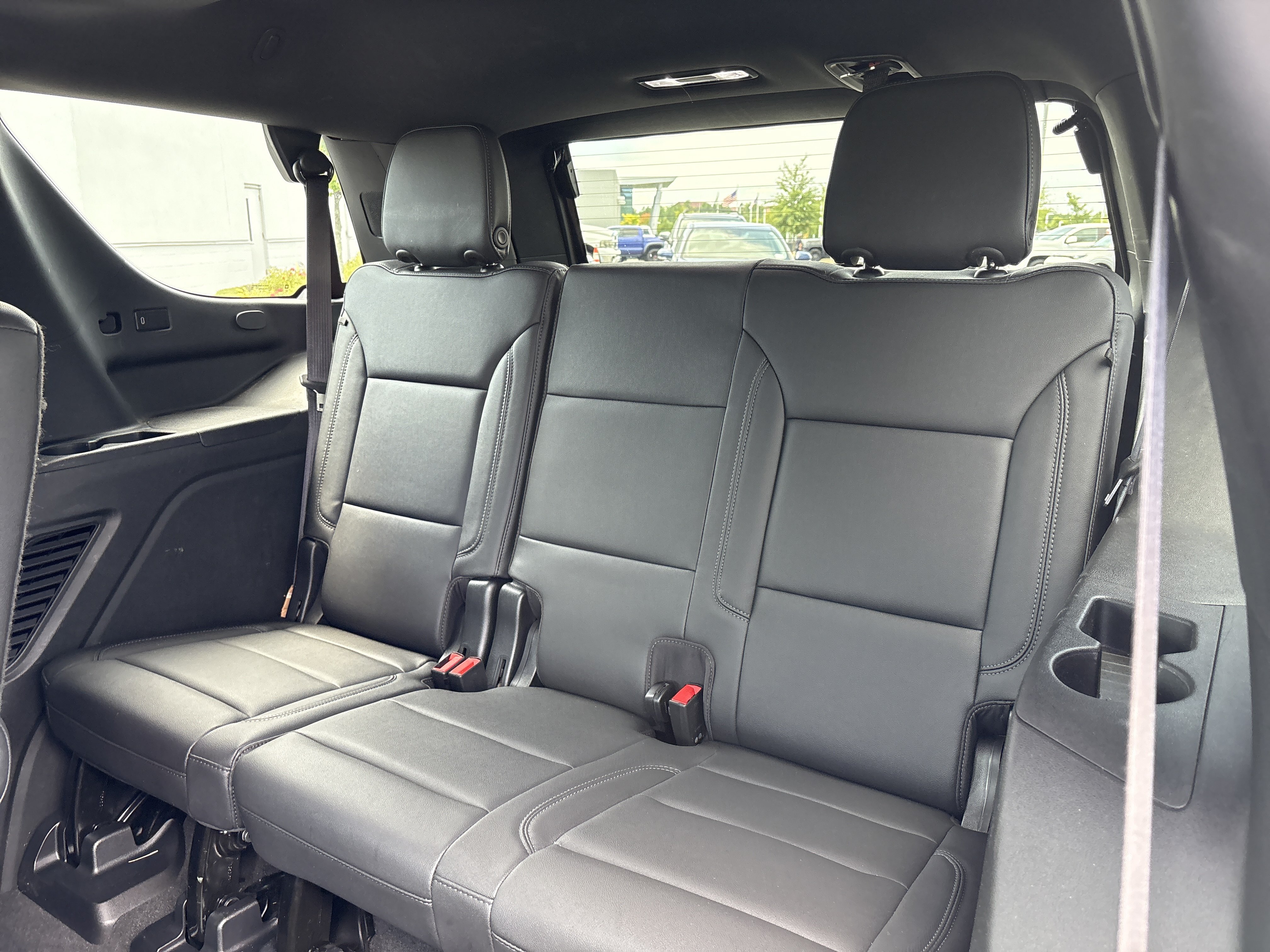Used 2022 Chevrolet Tahoe LT AWD/4WD image 34
