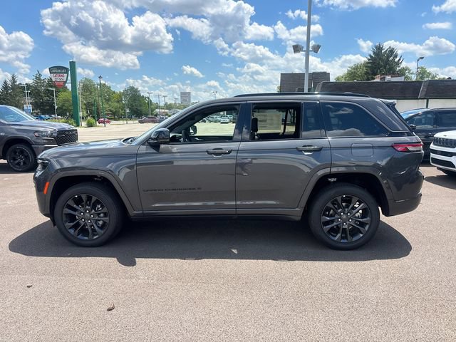 New 2026 Jeep Grand Cherokee Limited AWD/4WD image 3