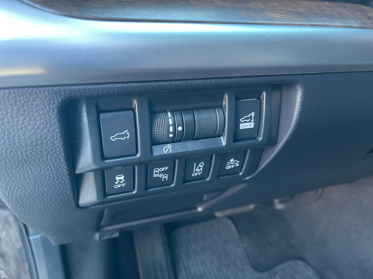 Used 2018 Subaru Outback 2.5i Limited image 13