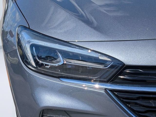 Certified 2022 Buick Encore GX Essence w/ Advanced Technology Package FWD image 9