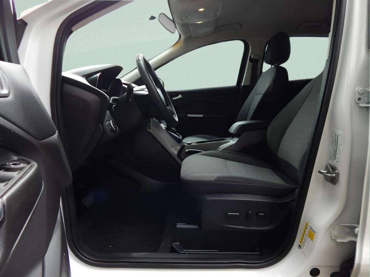 Used 2016 Ford Escape SE AWD/4WD image 12