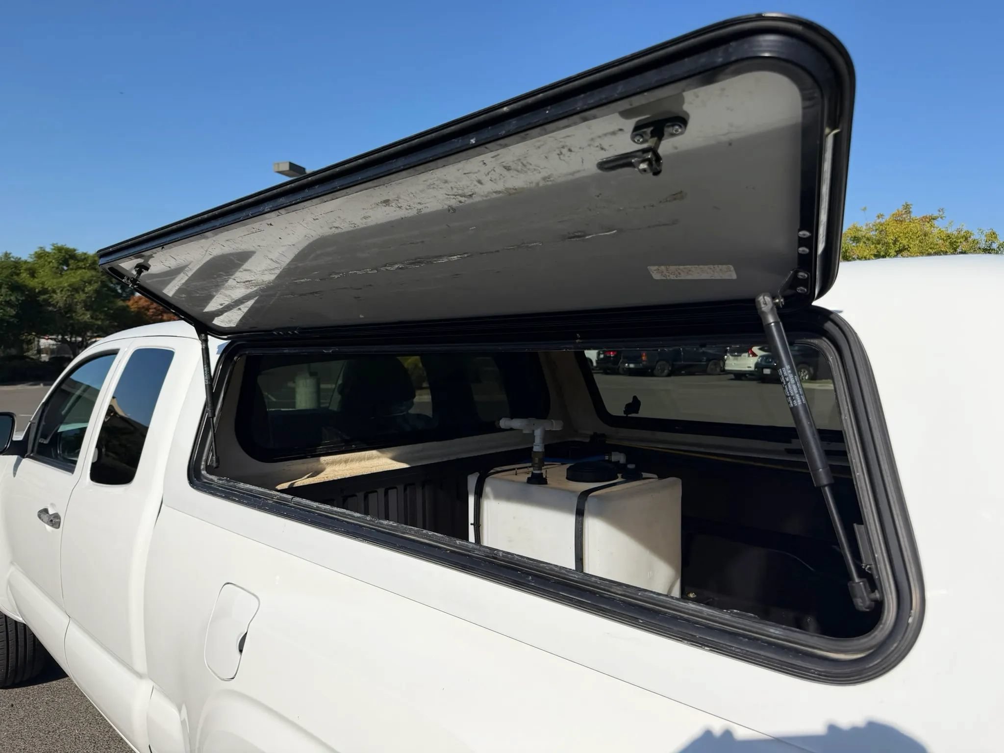 Used 2022 Toyota Tacoma SR RWD image 14