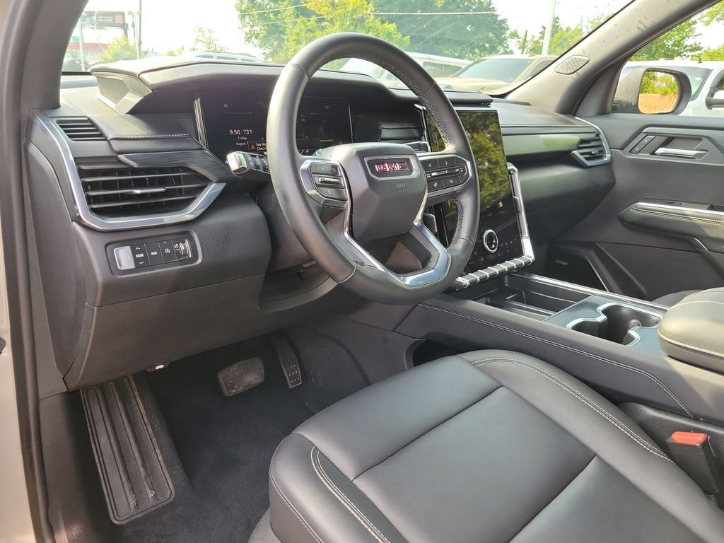 Used 2024 GMC Acadia Elevation AWD/4WD image 23