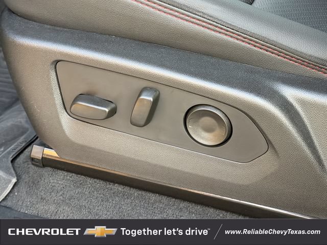 Used 2026 GMC Canyon AT4X AWD/4WD image 33