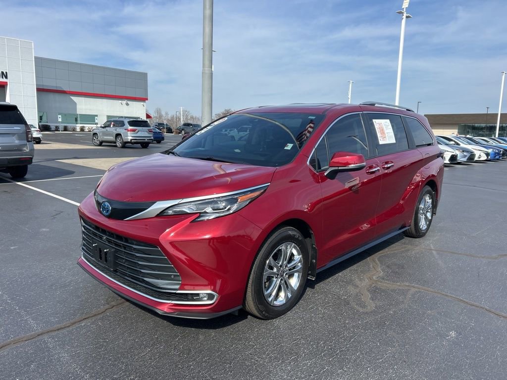 Used 2024 Toyota Sienna Platinum