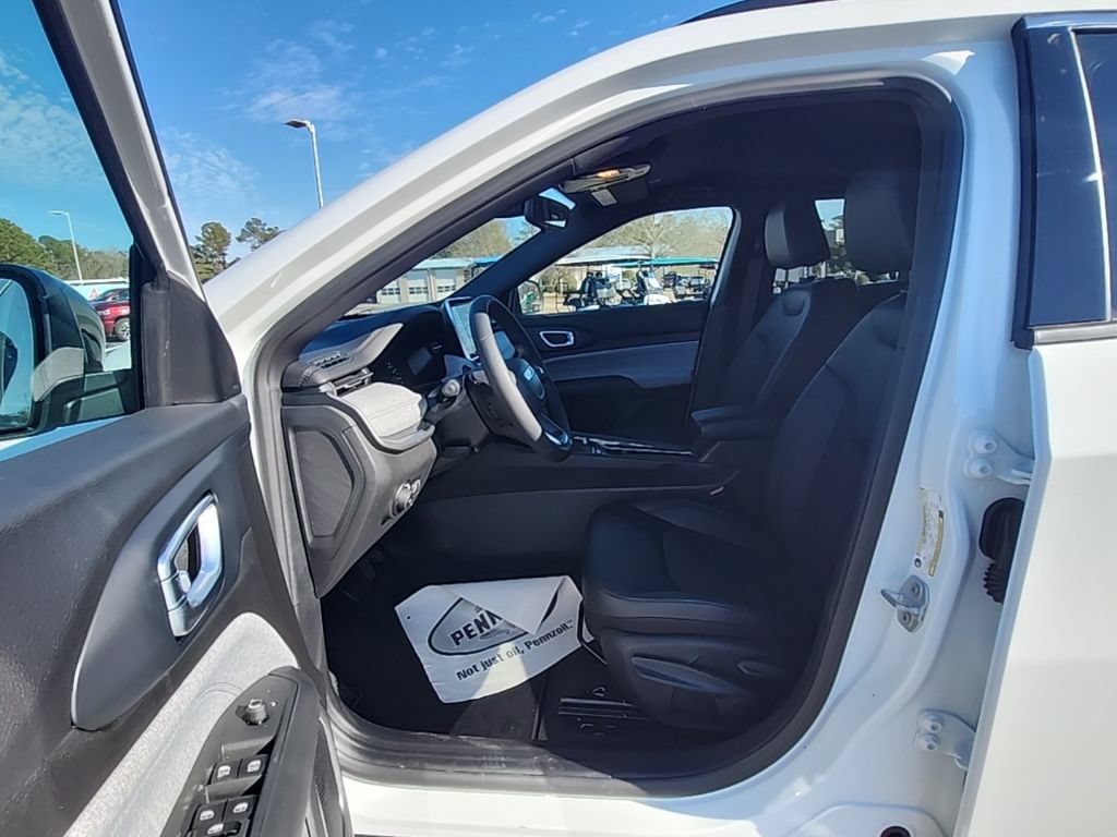 New 2026 Jeep Compass Latitude AWD/4WD image 26