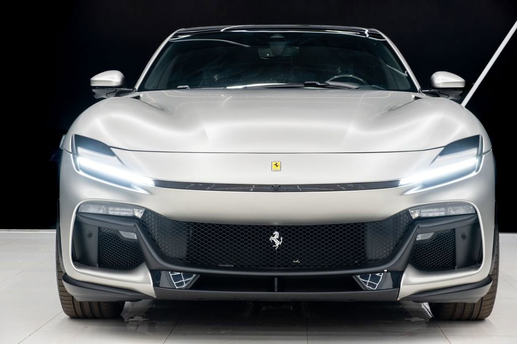 Used 2024 Ferrari Purosangue image 5