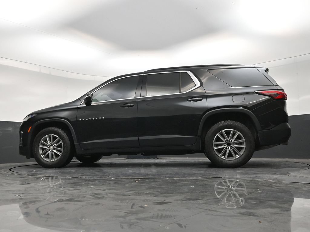 Used 2023 Chevrolet Traverse LT FWD image 20