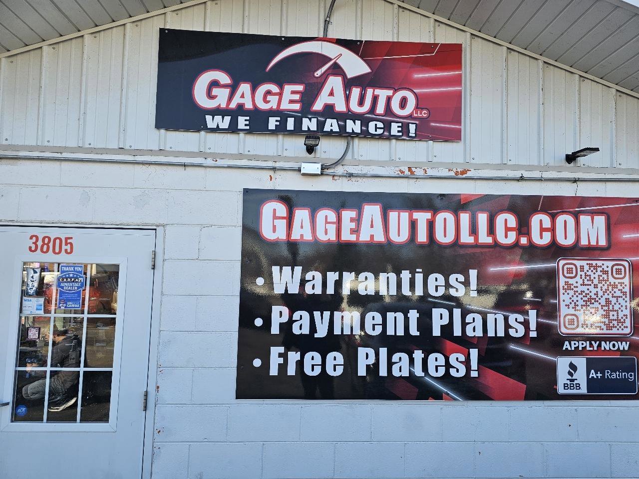 Used 2014 Chrysler 200 Limited image 15