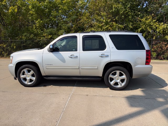 Used 2011 Chevrolet Tahoe LT AWD/4WD image 2