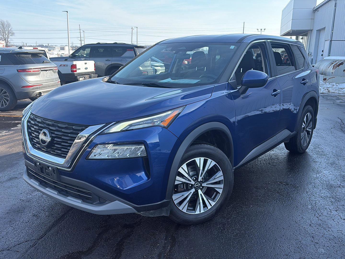 Used 2023 Nissan Rogue SV