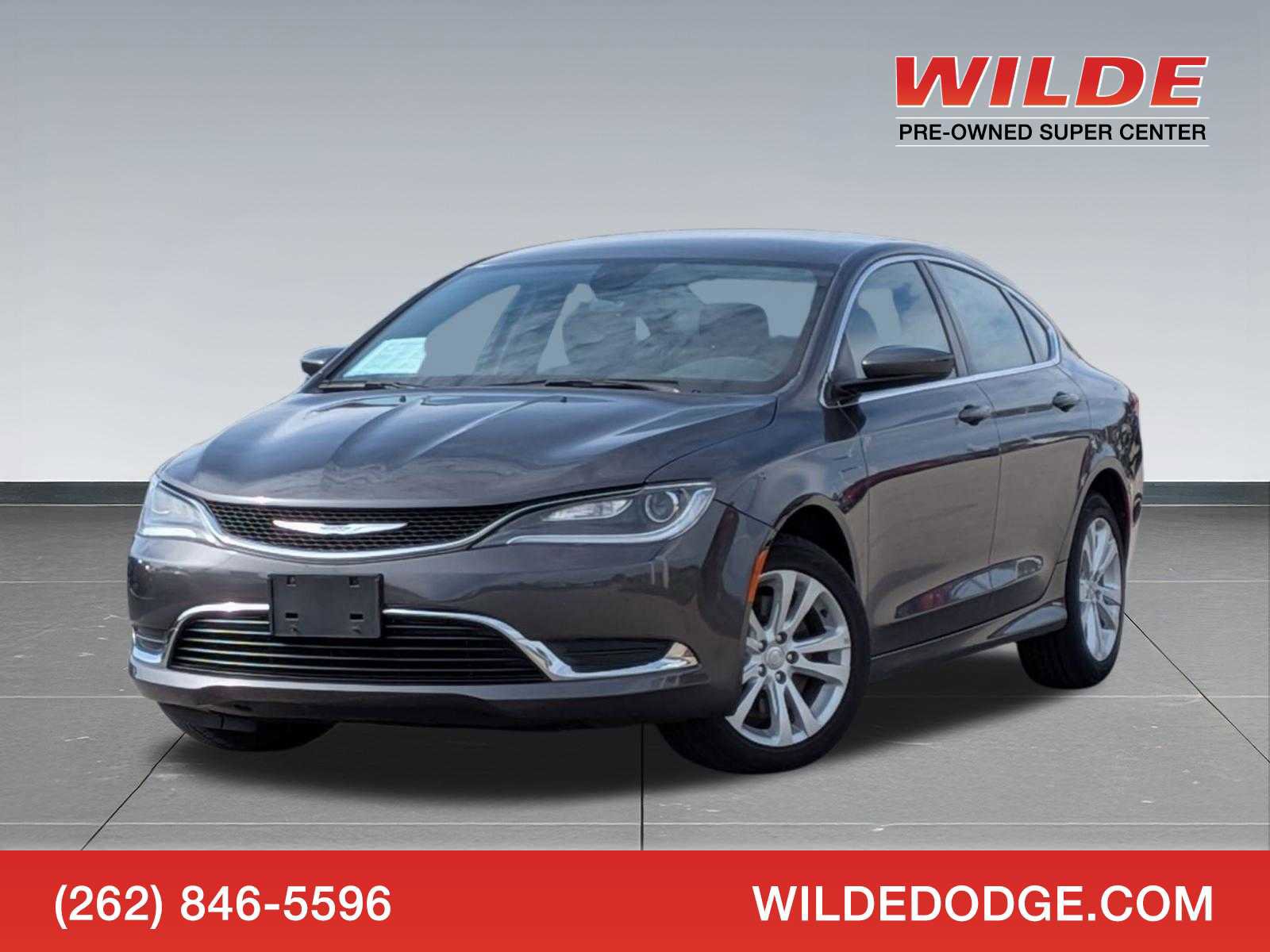 Used 2016 Chrysler 200 Limited image 1