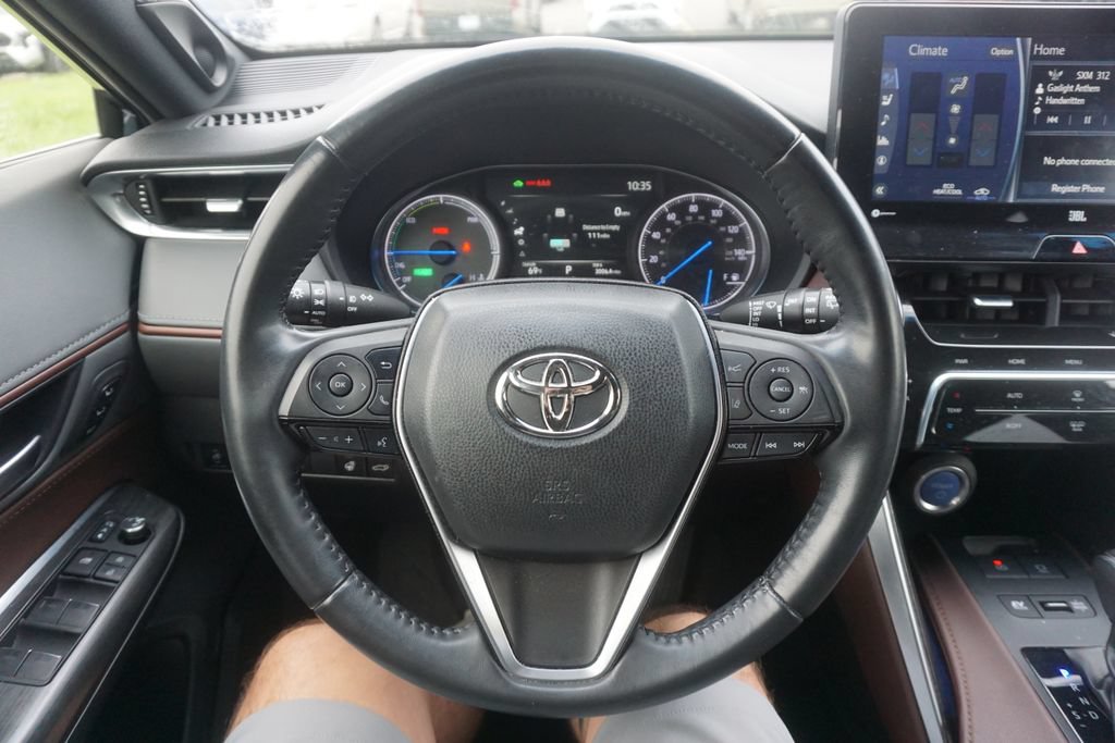 Certified 2022 Toyota Venza Limited AWD/4WD image 3