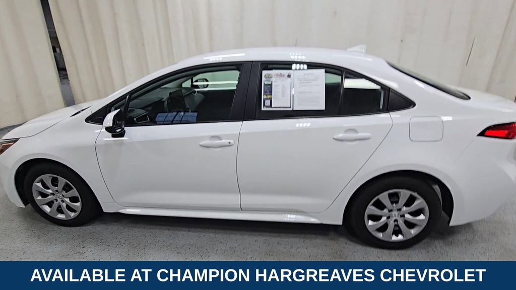 Used 2025 Toyota Corolla LE image 7
