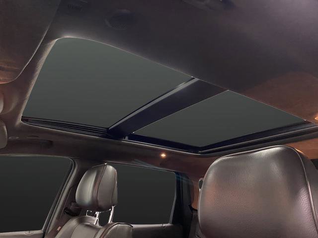 Used 2018 Jeep Grand Cherokee Summit image 11