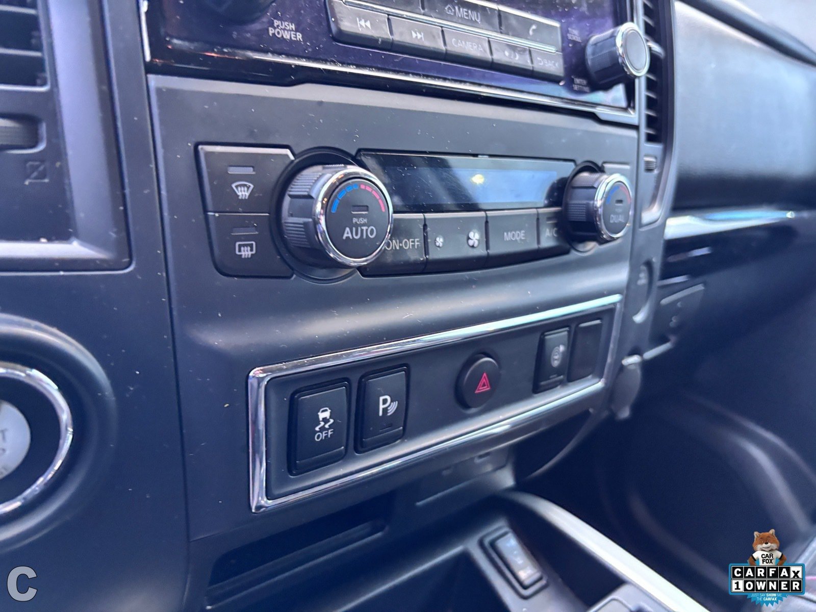 Used 2024 Nissan Titan SV w/ SV Convenience Package RWD image 24