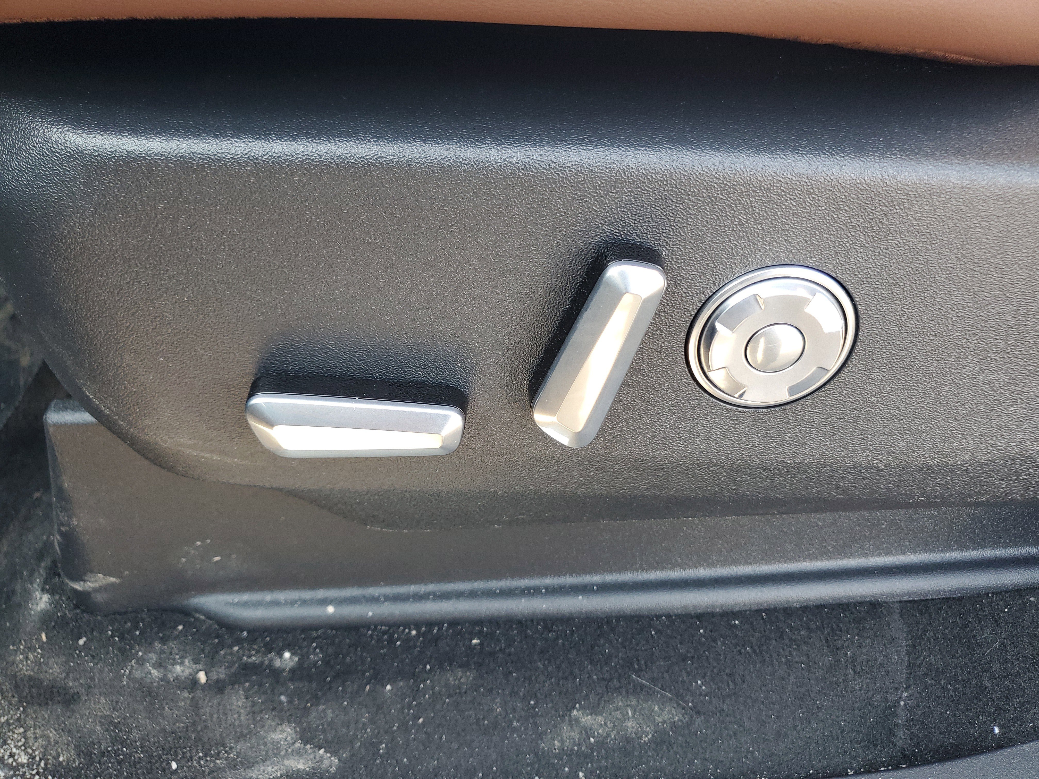 New 2026 Lincoln Navigator Reserve image 13