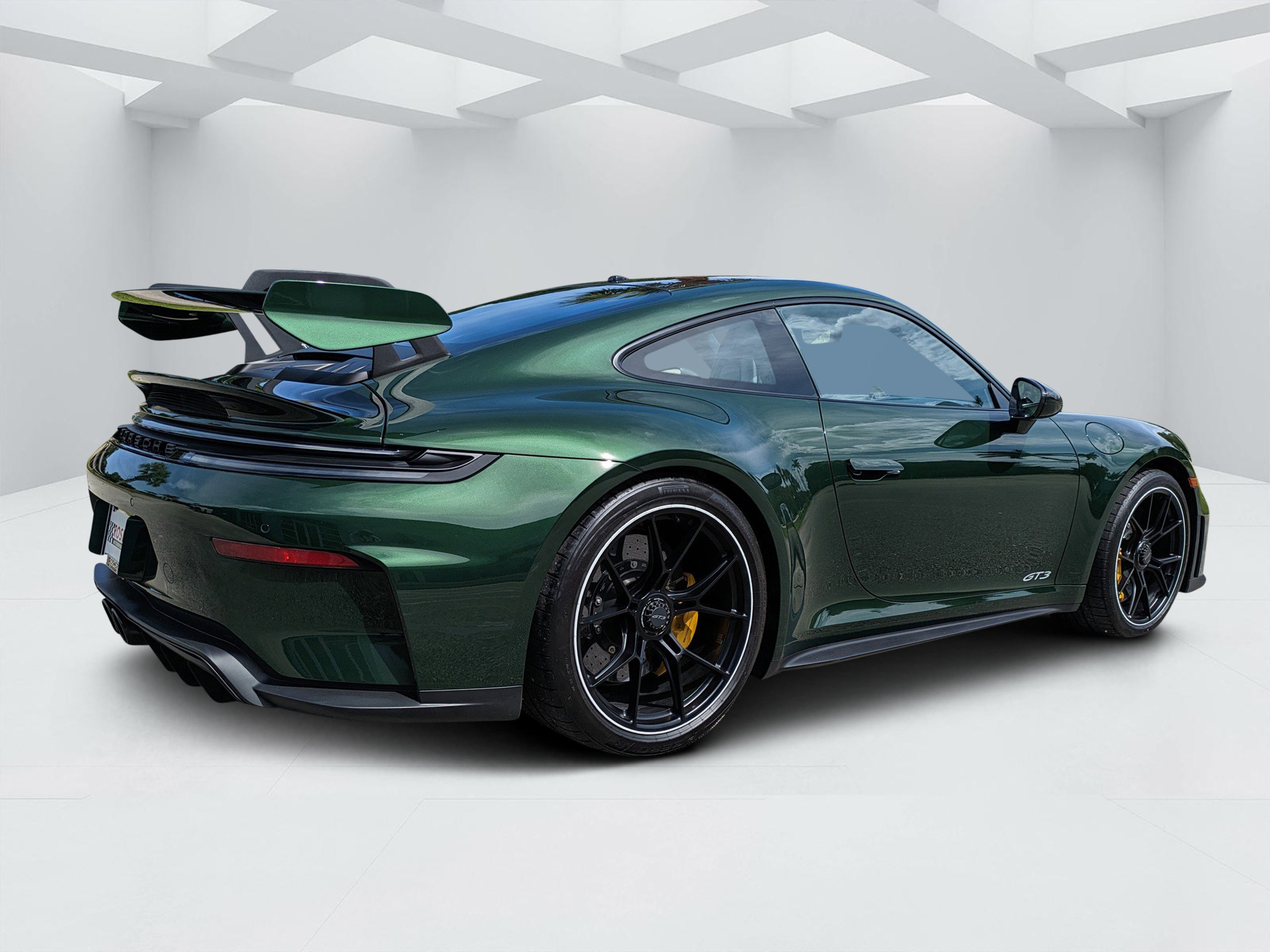Used 2025 Porsche 911 GT3 RWD image 3