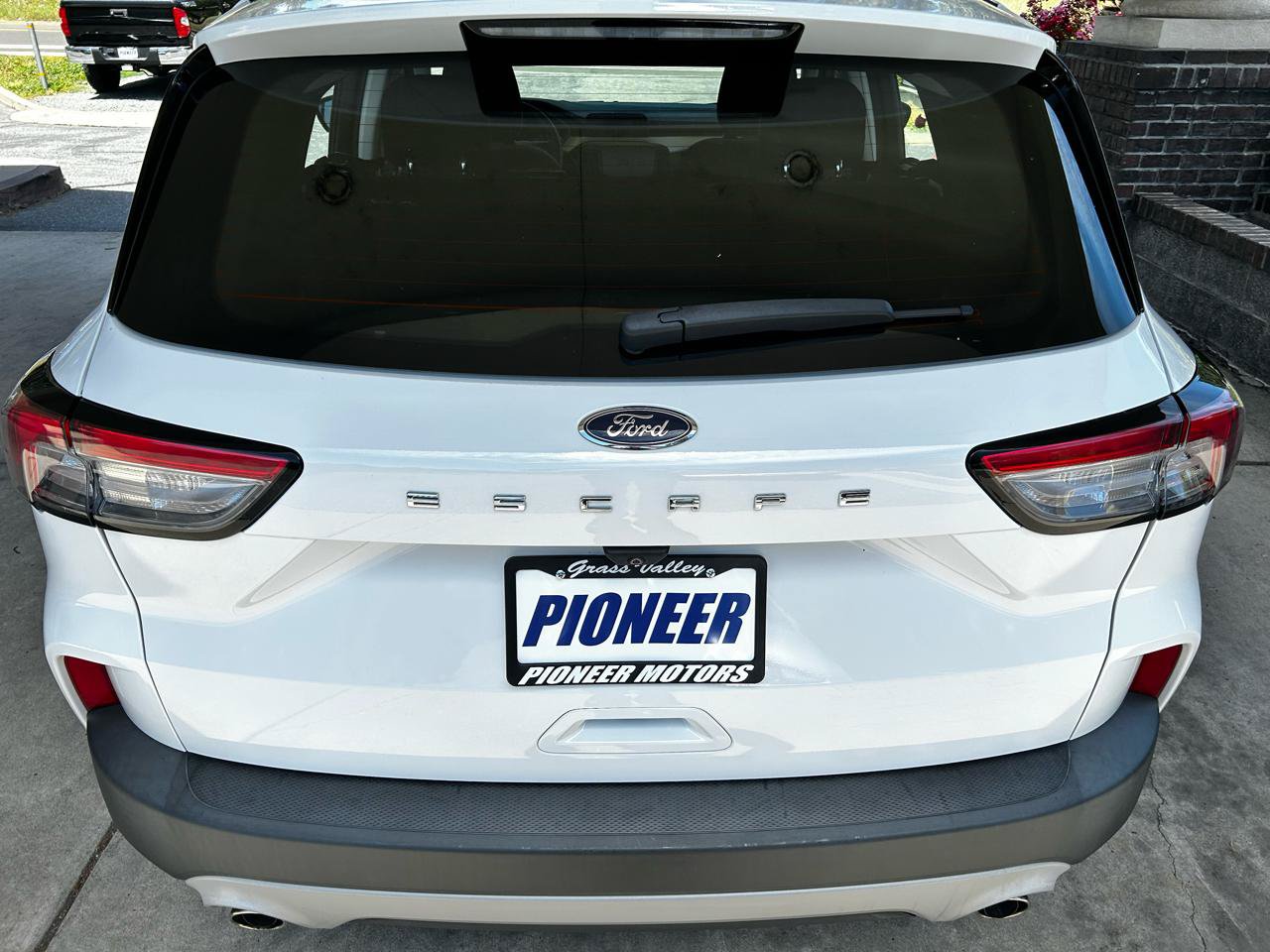 Used 2022 Ford Escape S FWD image 6