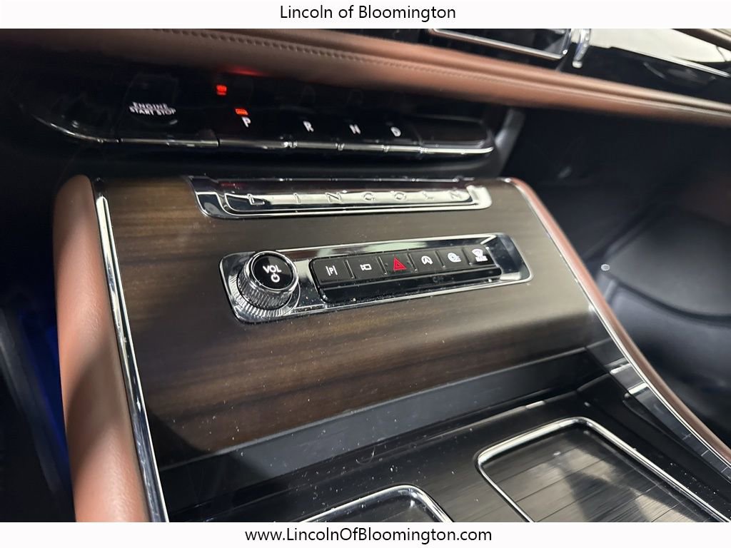 Certified 2025 Lincoln Aviator Reserve w/ Illumination Package image 46