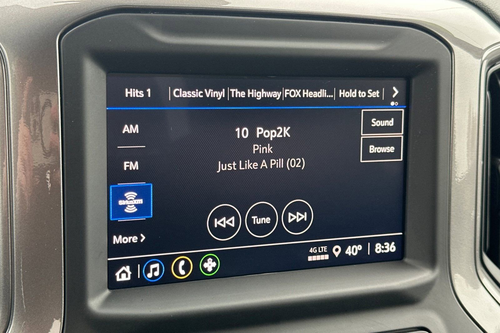 Used 2025 Chevrolet Silverado 1500 Custom image 26