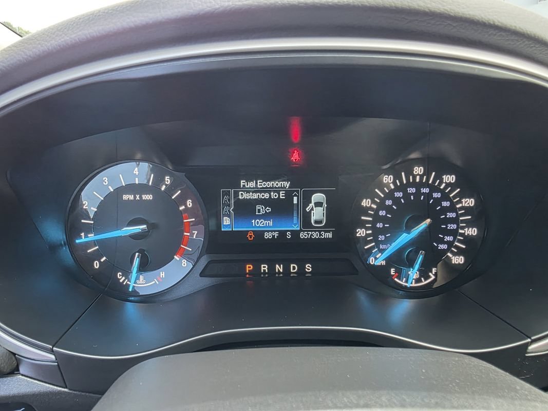 Used 2016 Ford Fusion SE FWD image 29