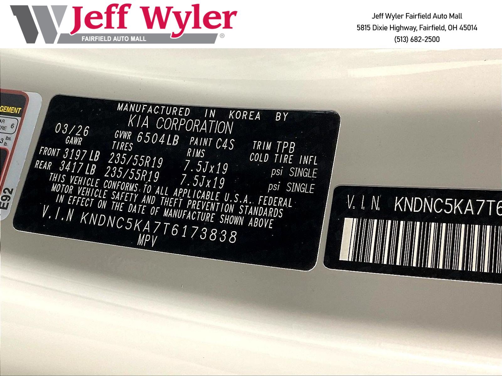 New 2026 Kia Carnival EX FWD image 21