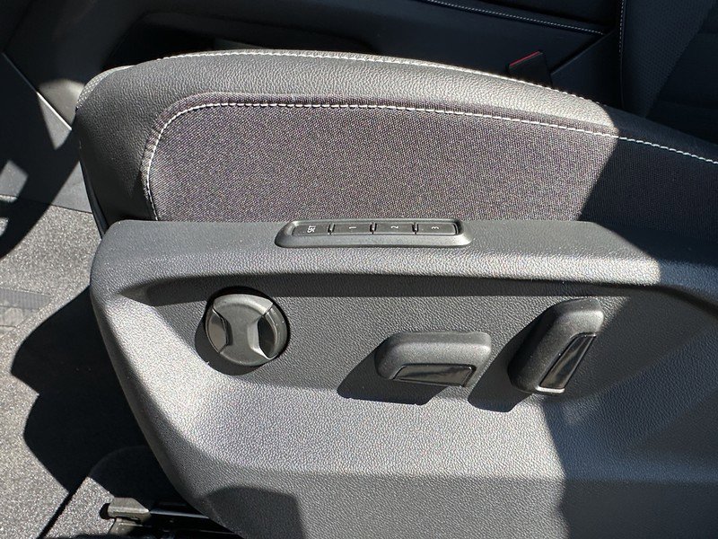 New 2025 Volkswagen Atlas SEL image 18