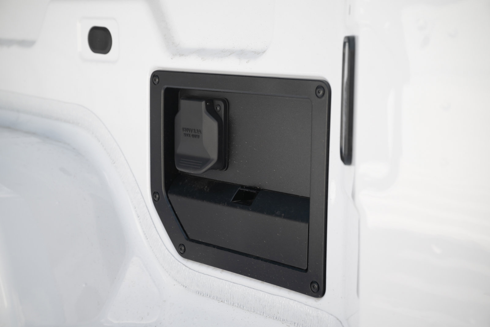 New 2026 GMC Sierra EV Elevation image 16