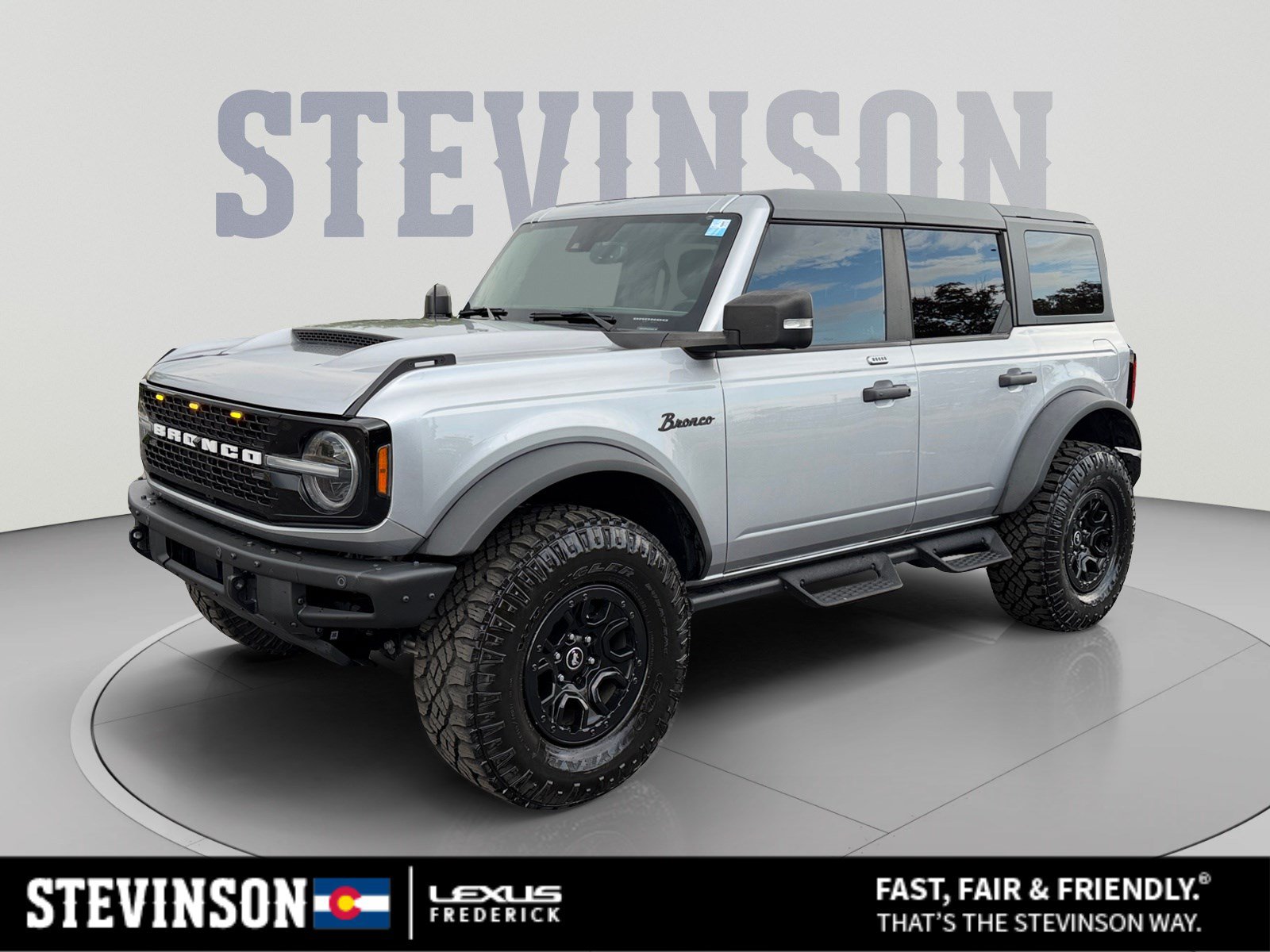Used 2022 Ford Bronco Wildtrak AWD/4WD image 1