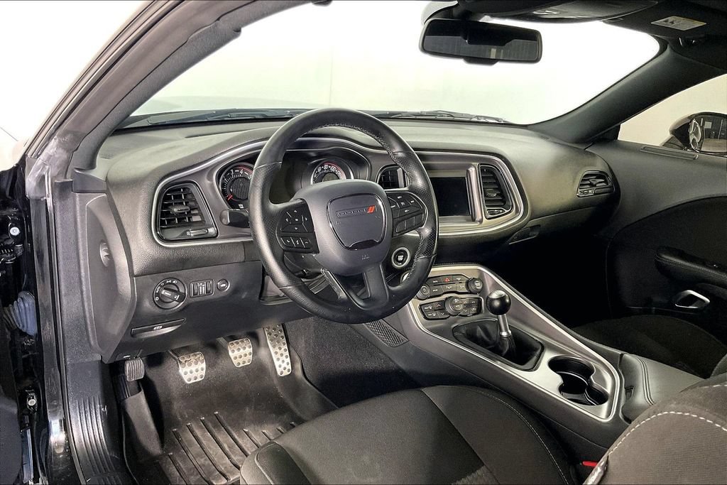 Used 2020 Dodge Challenger R/T RWD image 16