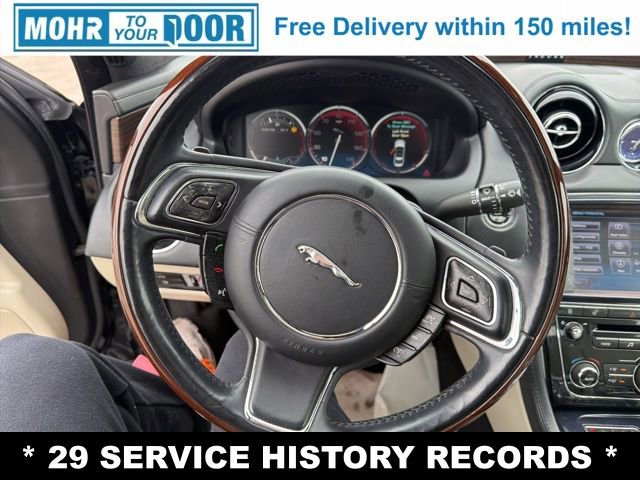 Used 2012 Jaguar XJ image 18