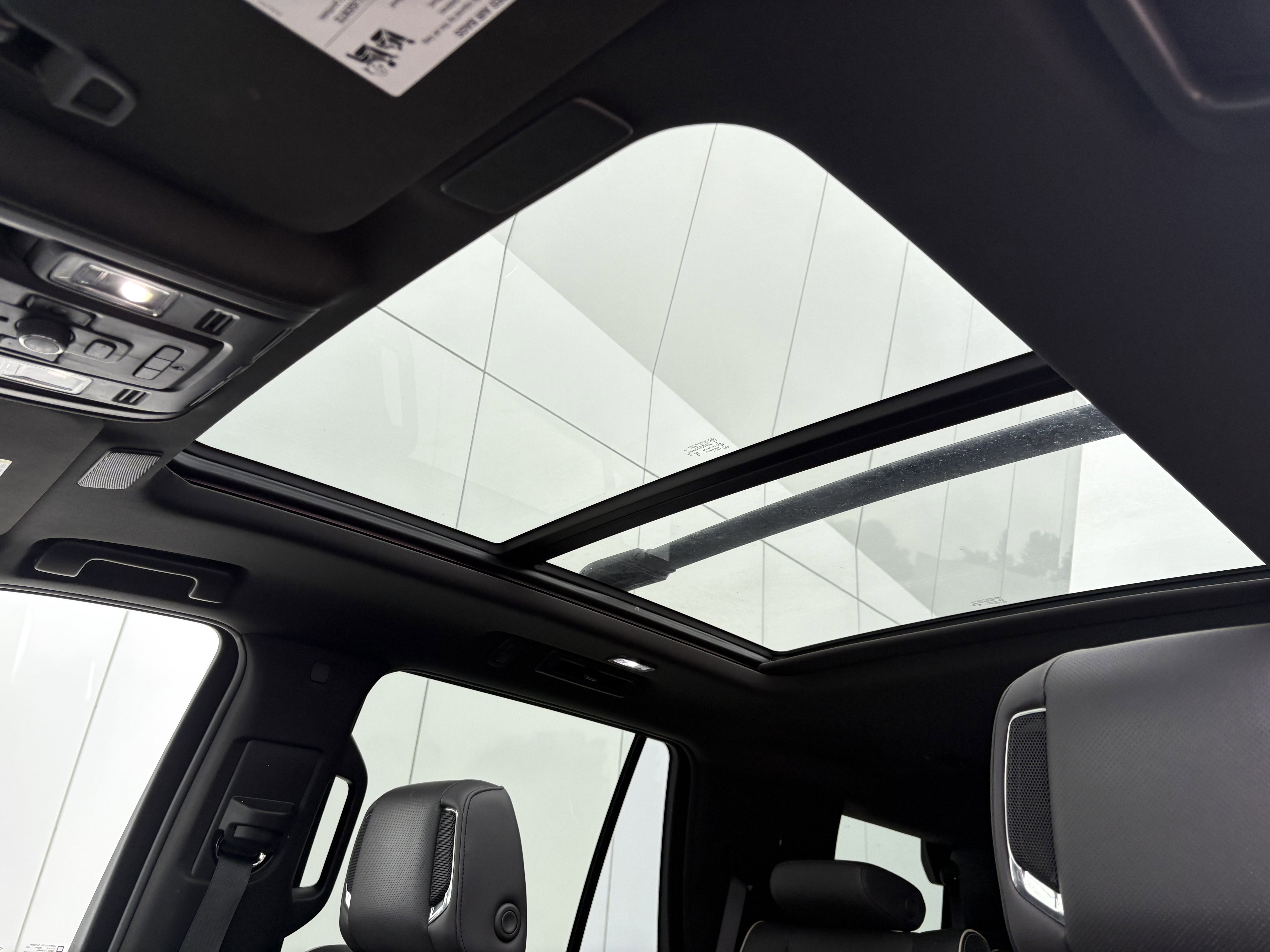 Used 2023 Cadillac Escalade Sport image 17