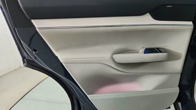 New 2026 Volvo EX90 Plus AWD/4WD image 27