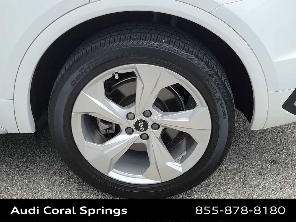 Certified 2024 Audi Q5 2.0T Premium AWD/4WD image 16