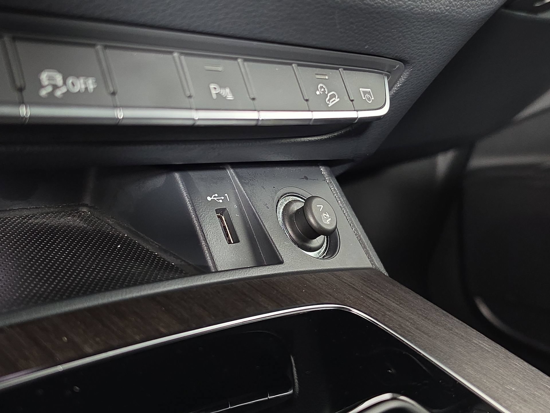 Certified 2023 Audi Q5 Premium Plus w/ Convenience Package AWD/4WD image 29