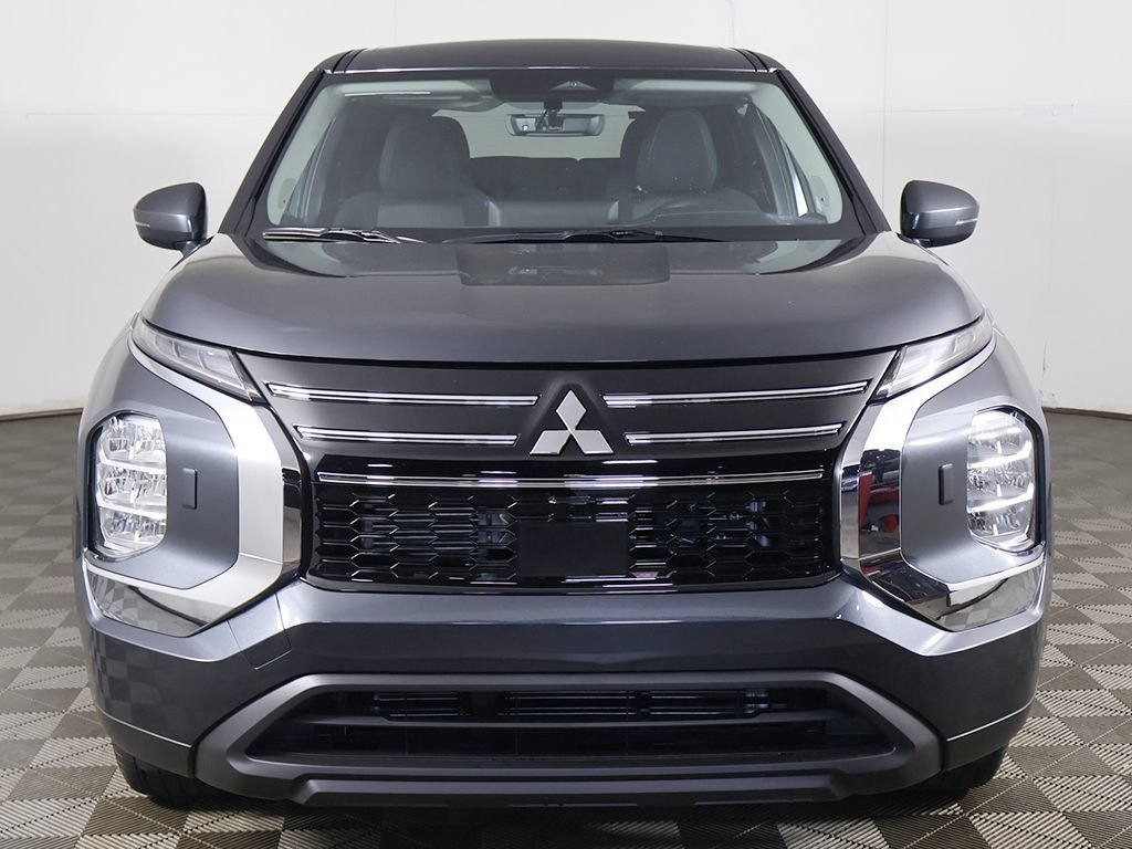 New 2026 Mitsubishi Outlander ES AWD/4WD image 11