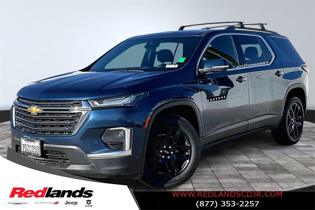 Used 2023 Chevrolet Traverse LT