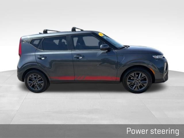 Used 2021 Kia Soul EX image 16