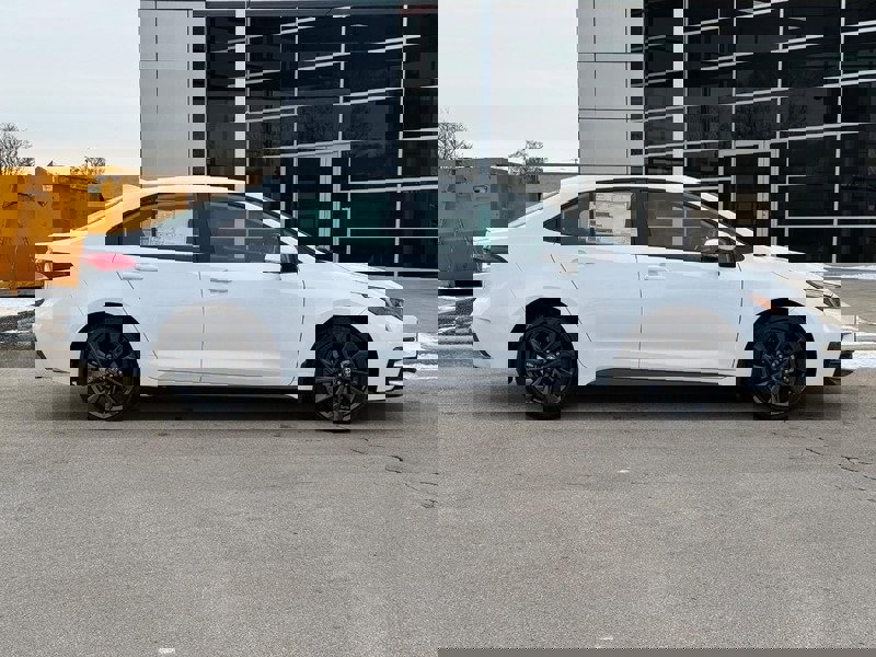 New 2026 Toyota Corolla SE image 2