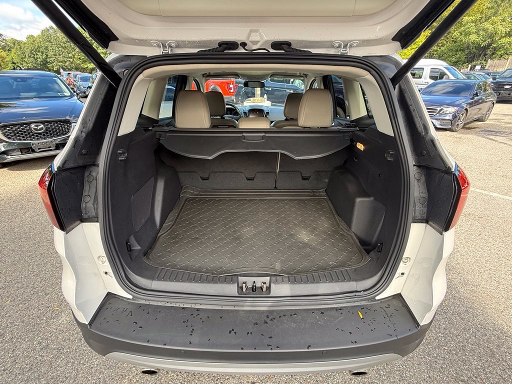 Certified 2019 Ford Escape Titanium AWD/4WD image 24