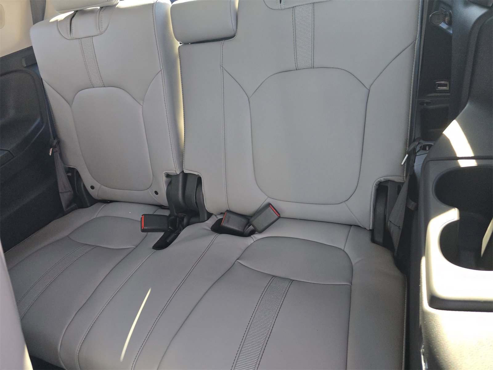 New 2025 Honda Pilot Touring image 13