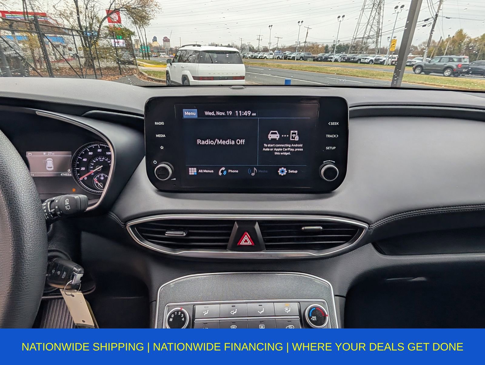 Used 2023 Hyundai Santa Fe SE image 23