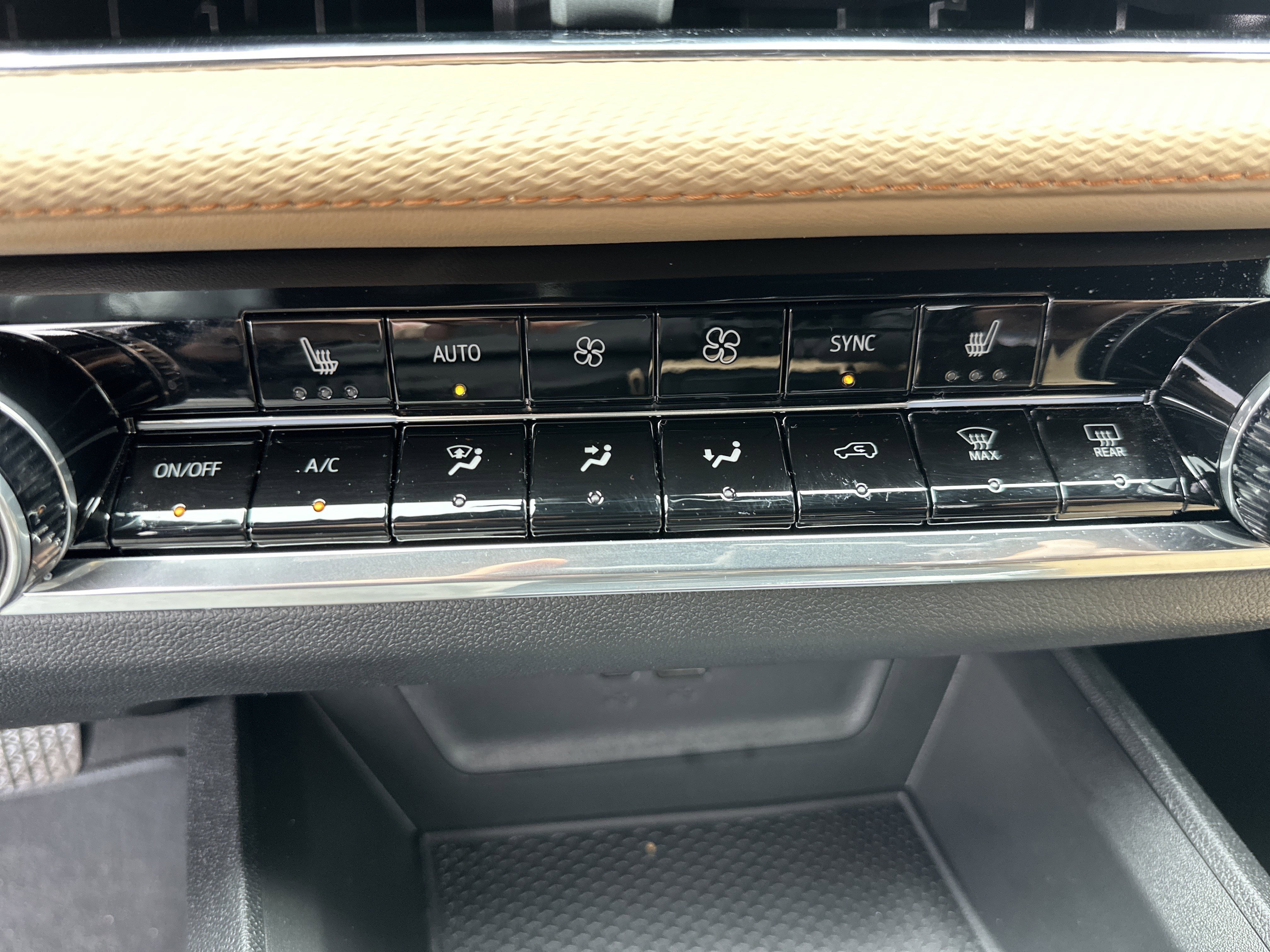 Certified 2026 Chevrolet Equinox ACTIV image 33