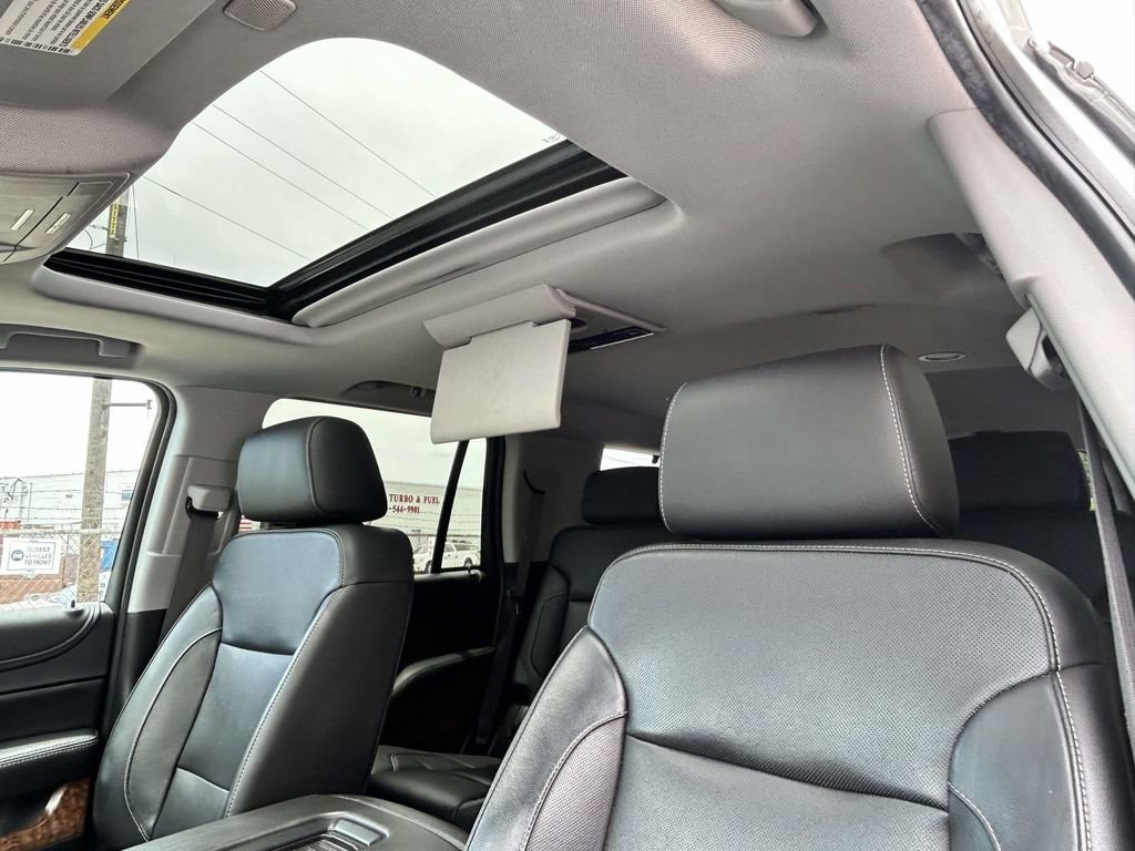 Used 2019 Chevrolet Tahoe Premier AWD/4WD image 14